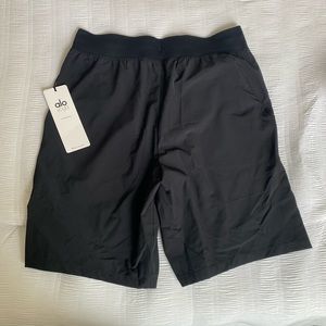 Alo Yoga Repetition Short 9”
